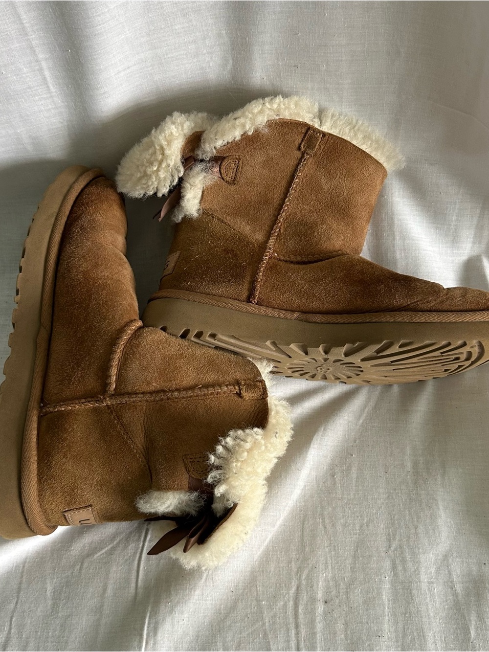 UGG Mini Bailey Bow II Boots Chestnut Brown Soft Suede Sheepskin Lining Size 7 - Picture 7 of 8